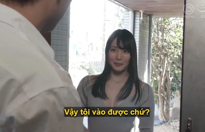 Anh chàng giàu có bên cạnh bị em gái xinh tươi nhà đối diện, mới dọn về cùng ông chồng, chủ động rủ rê quan hệ.